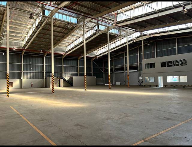 5,822M² WAREHOUSE TO LET IN KELVIN